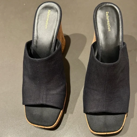 Ninita Reformation Platform Sandals - Picture 3 of 7